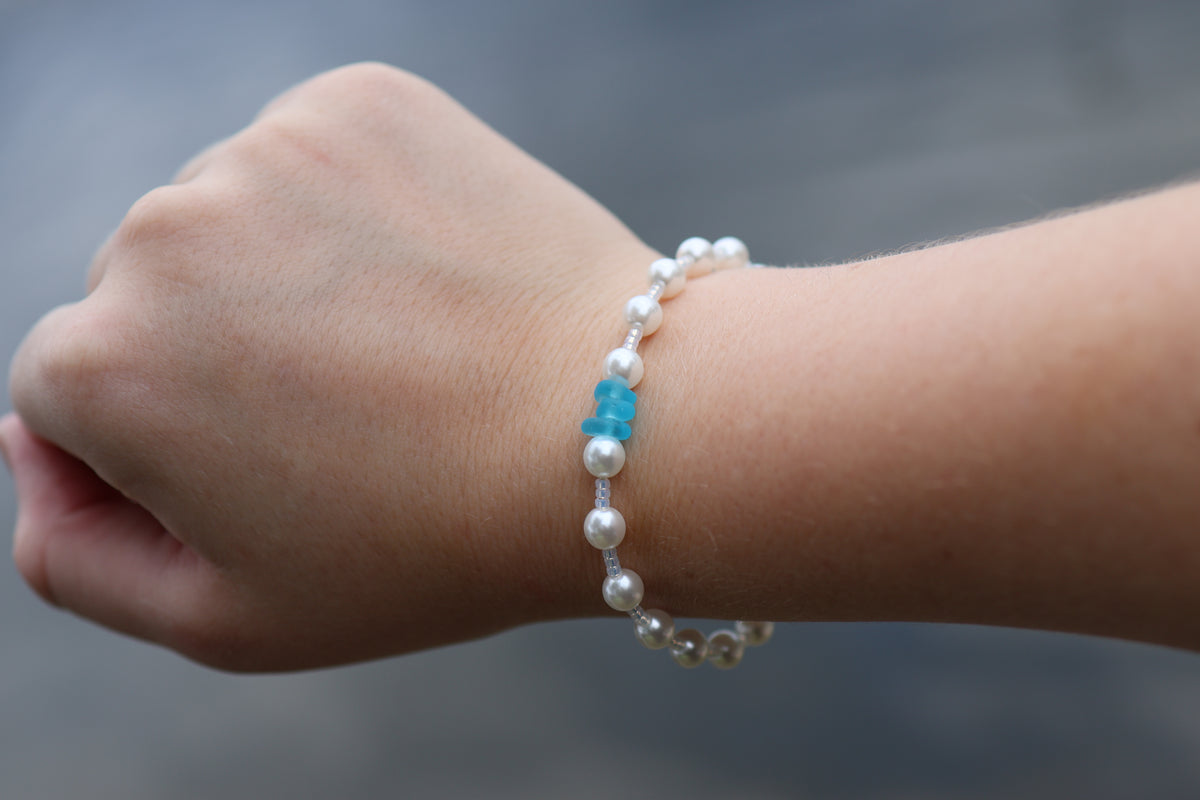 Sea Glass Large Pearl Bracelet